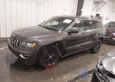 2017 Jeep Grand Cherokee Laredo 4X4 из США, поврежденный, VIN 1C4RJFAG2HC706836